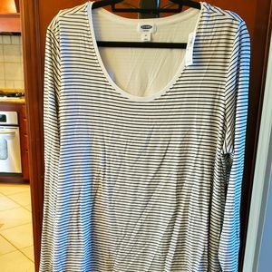 Pregnancy Top NWT